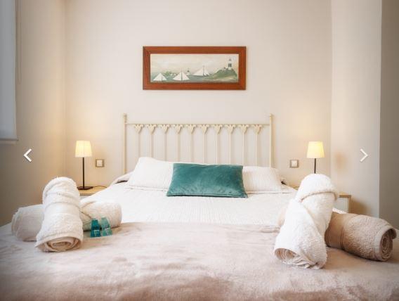 San Mames 2 - Beautiful expat rental in Bilbao - Bedroom