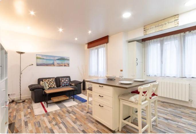 Gran Bilbao 2 - Furnished expat flat in Bilbao - Living room