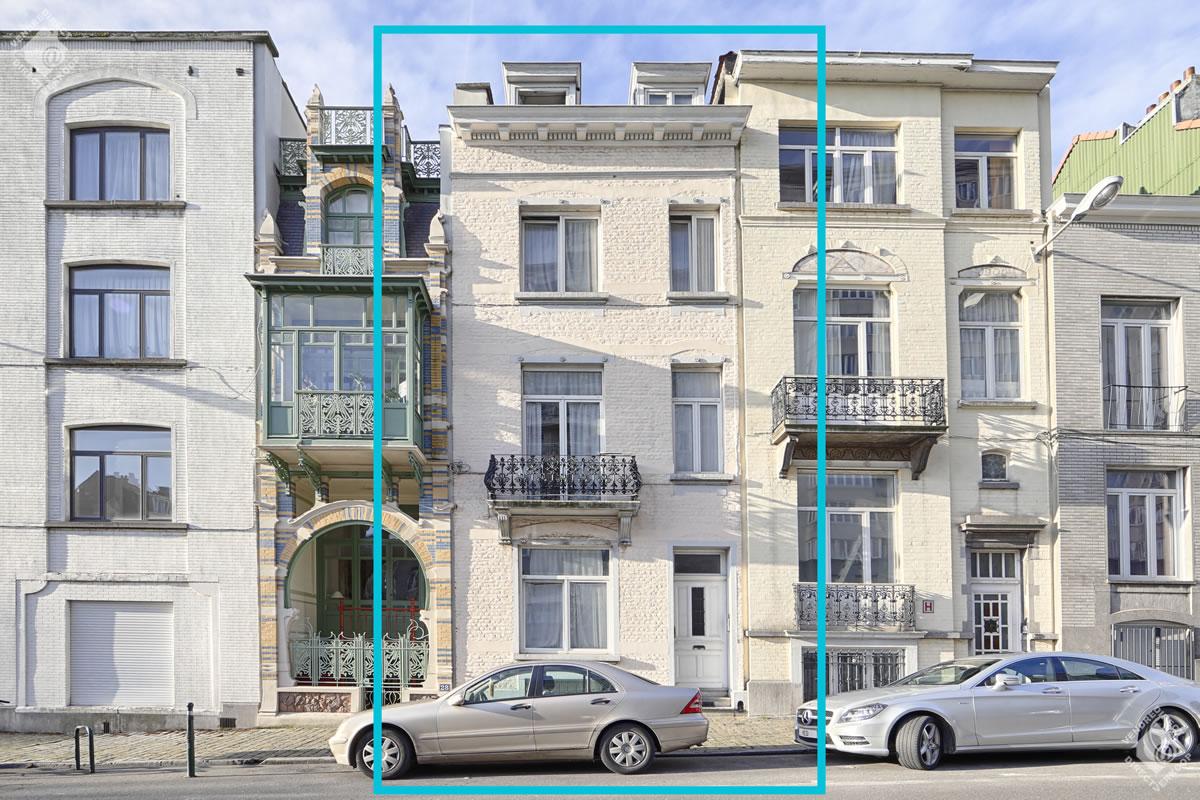 Rue Luther - Bedroom in a shared flat in Brussels - Building