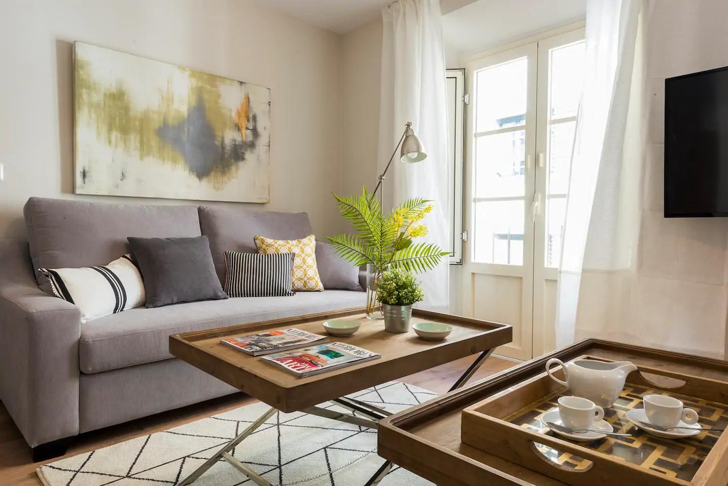 Caldereria - 3 bedroom flat in Malaga - Table