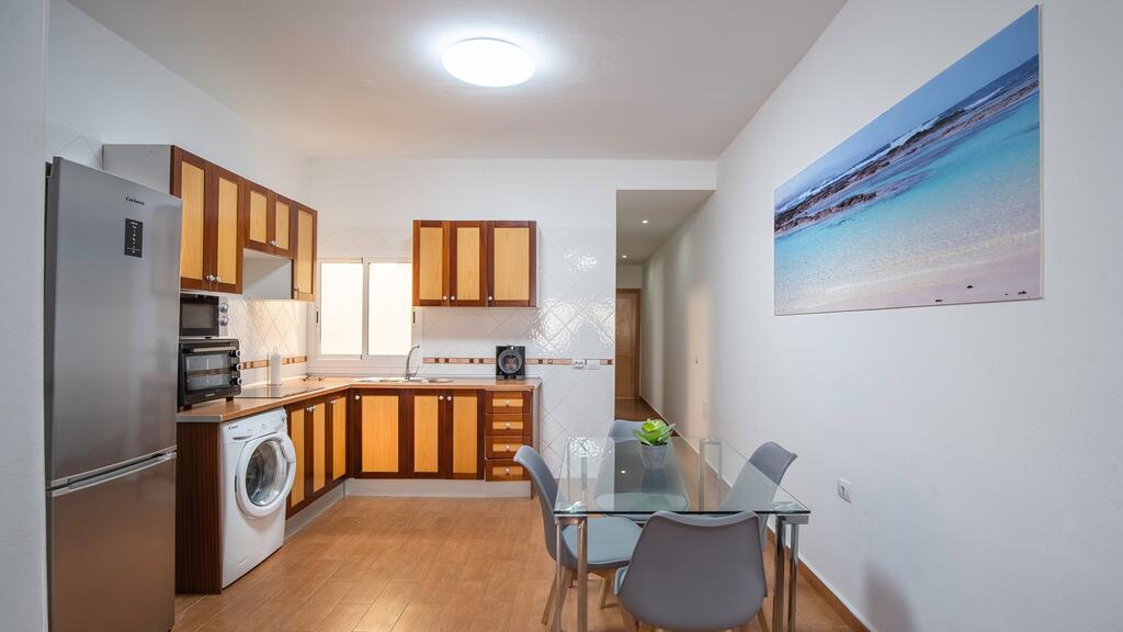 Sea - 2 bedroom flat in Fuerteventura - Kitchen