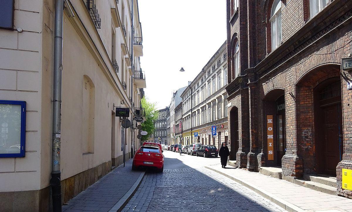 Agnieszki - 5 bedroom apartment in Krakow - Street