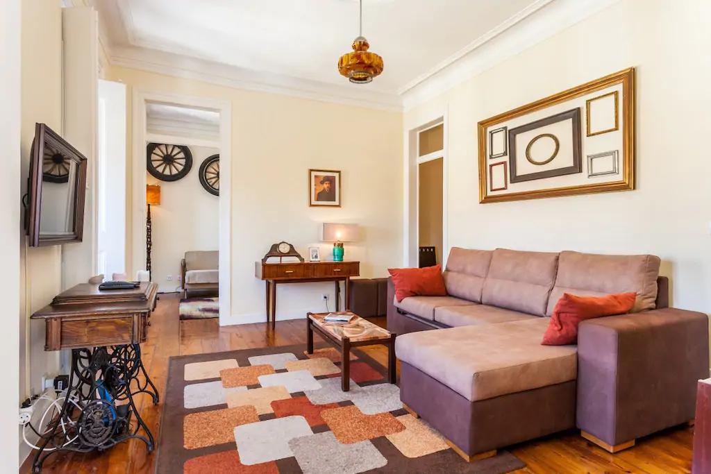 Marcal - 3 bedroom apartment in Lisbon - Sofa