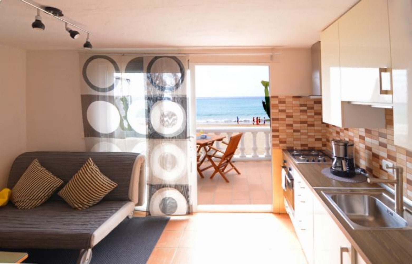 La Torre 3 - Private beach apartment in Fuerteventura - Living room