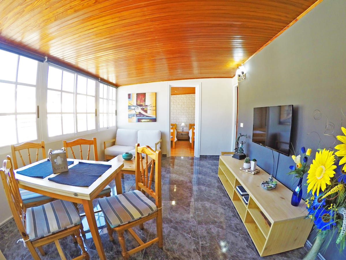 Nue - Expat penthouse on Tenerife - Dining area