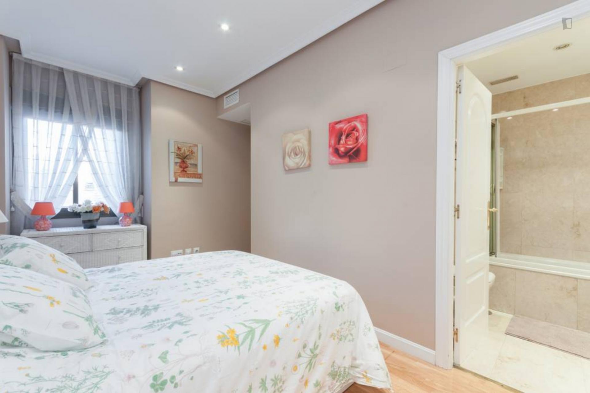 Bolivar - Apartment for expats in Madrid