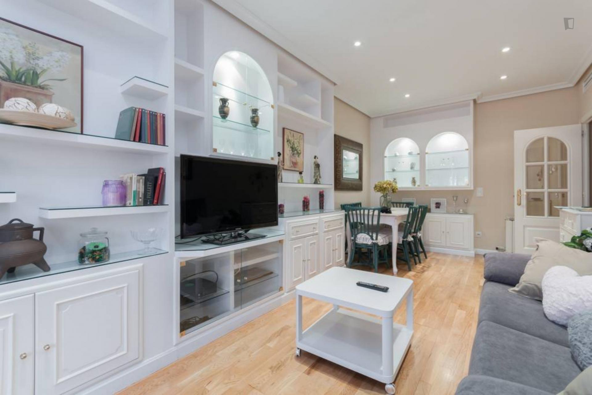 Bolivar - Apartment for expats in Madrid