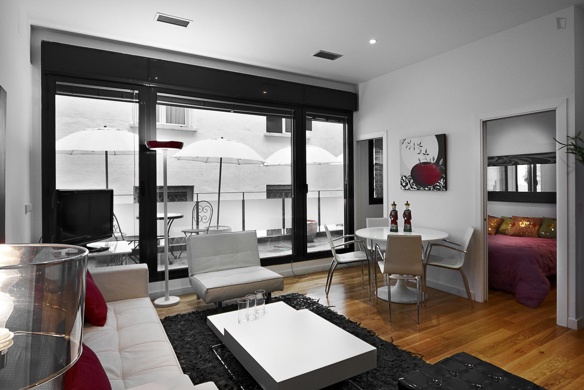 Campus - Luxury apartment in Madrid - Window