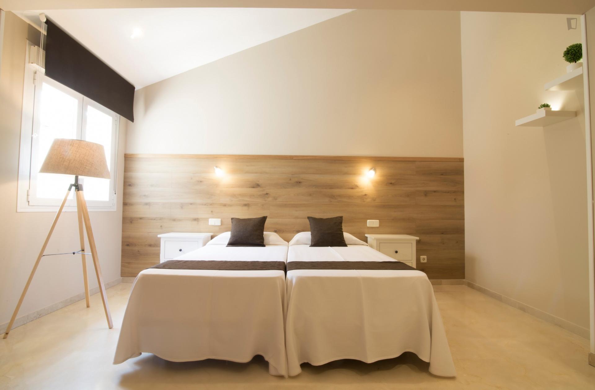 Bordadores - Modern flat for expats in Madrid - Bedroom 2