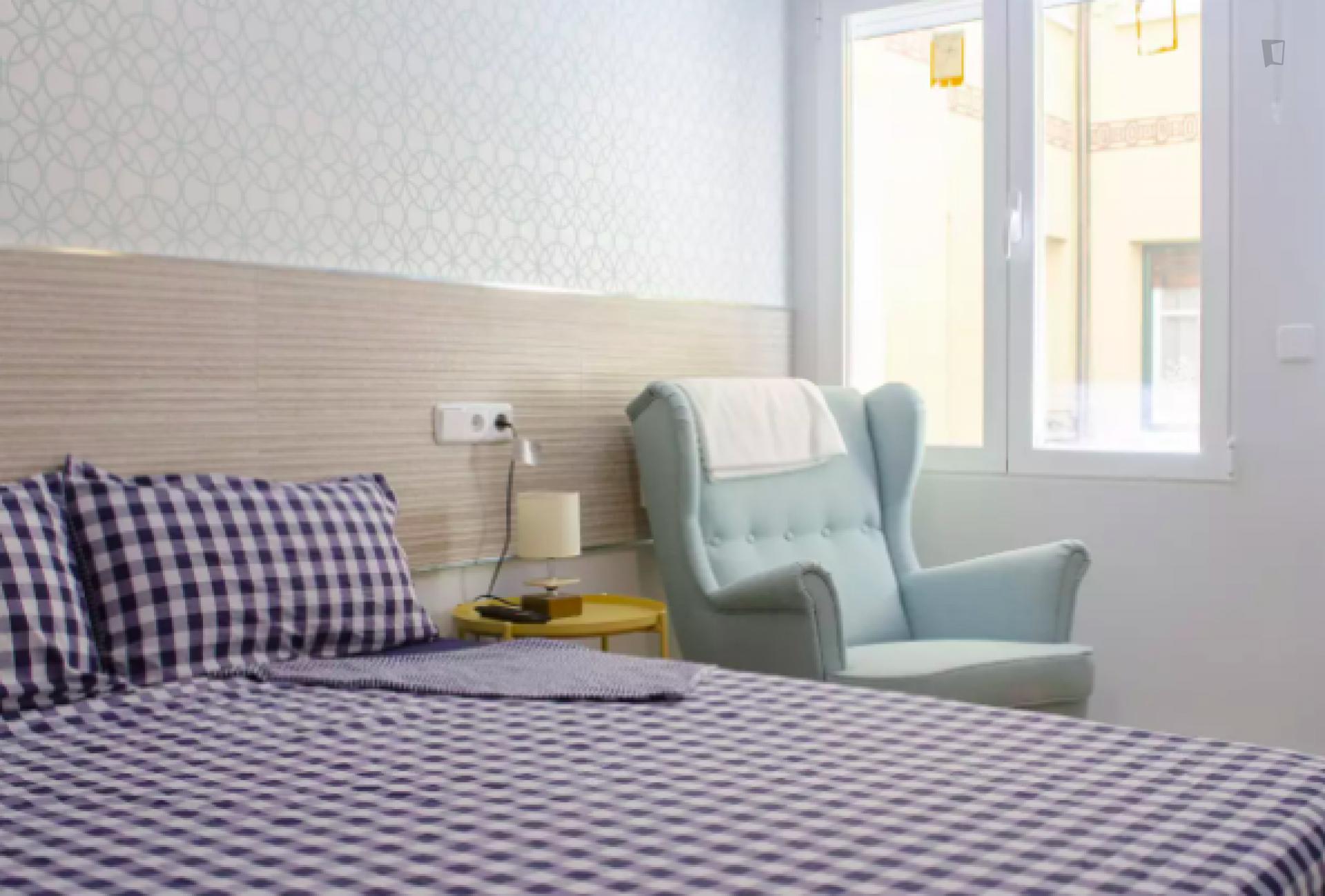 Delicias - Apartment in Madrid Oldtown - Couch