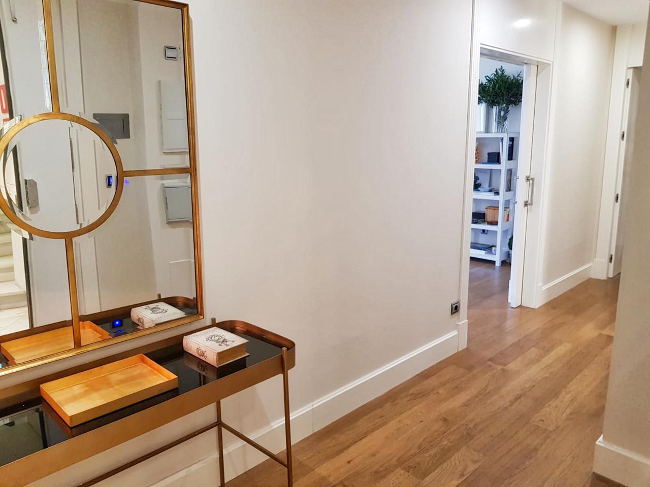 Velazquez - Centric flat in Madrid city - Entrance