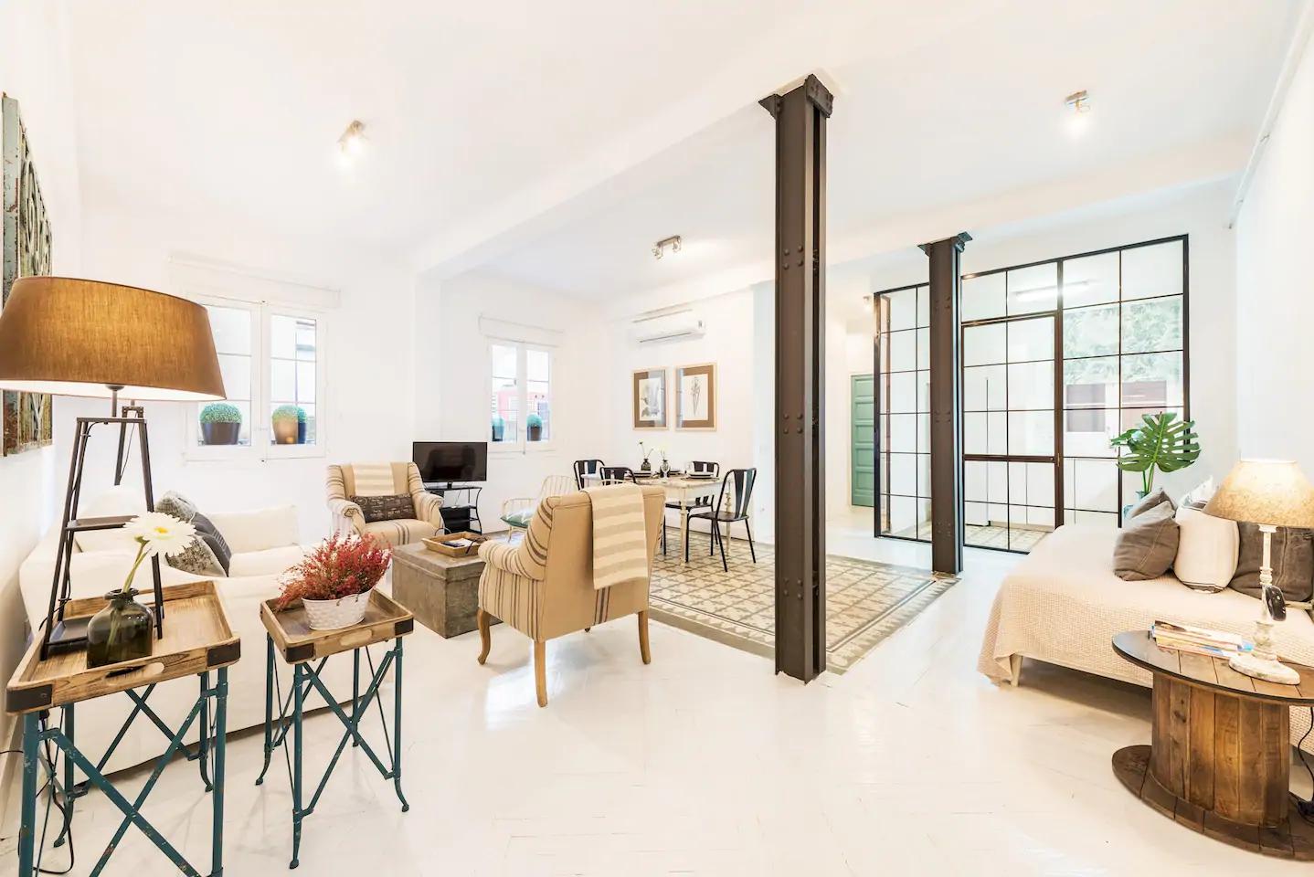 Spacious luxury flat in Madrid - Living and dining room