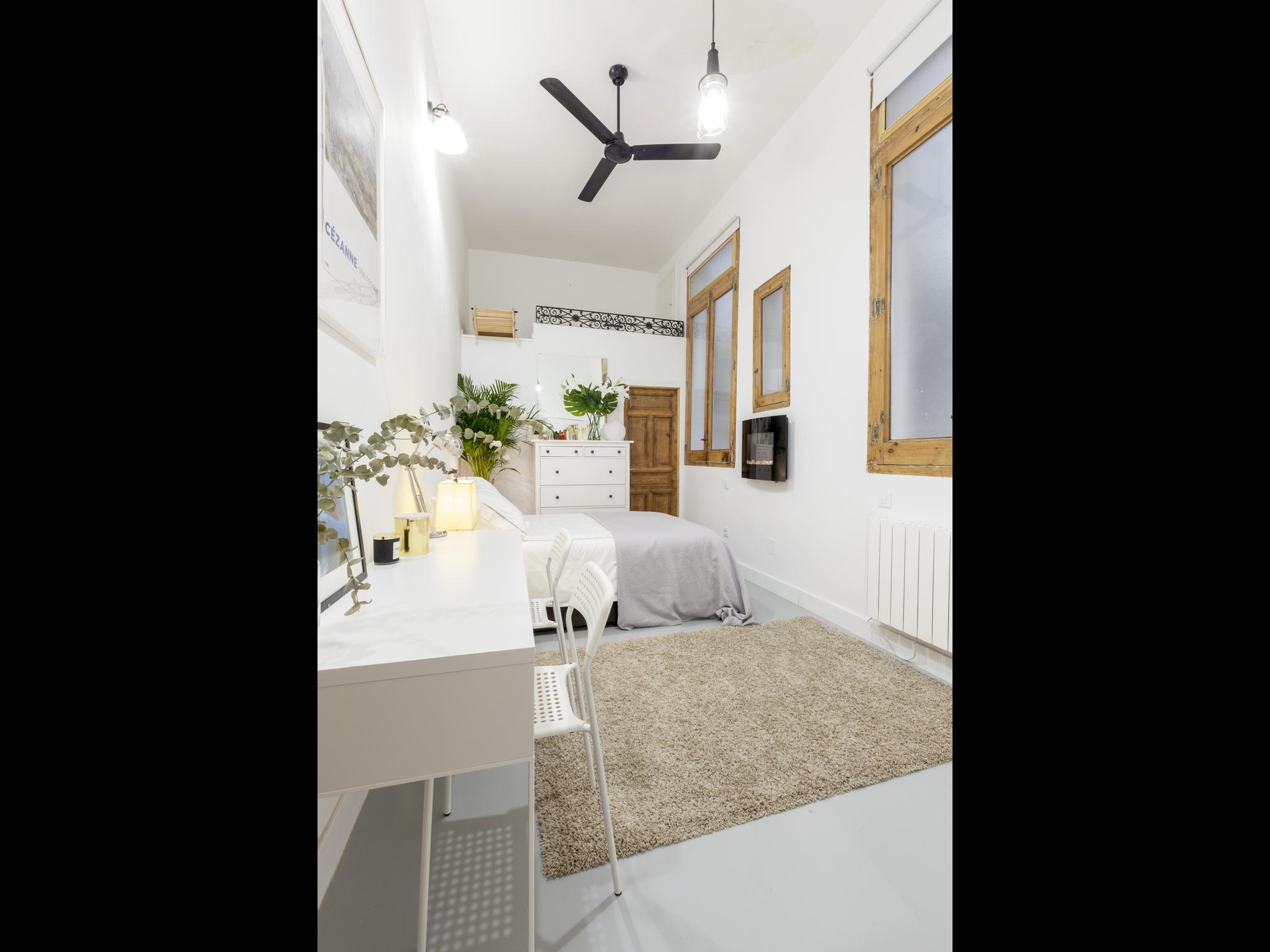 Ave María - Furnished house in Madrid - Living room