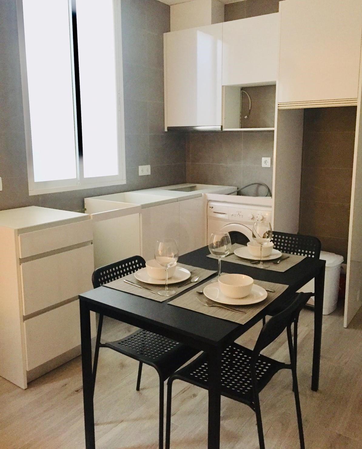 Escosura - Entry ready house in Madrid - Kitchen