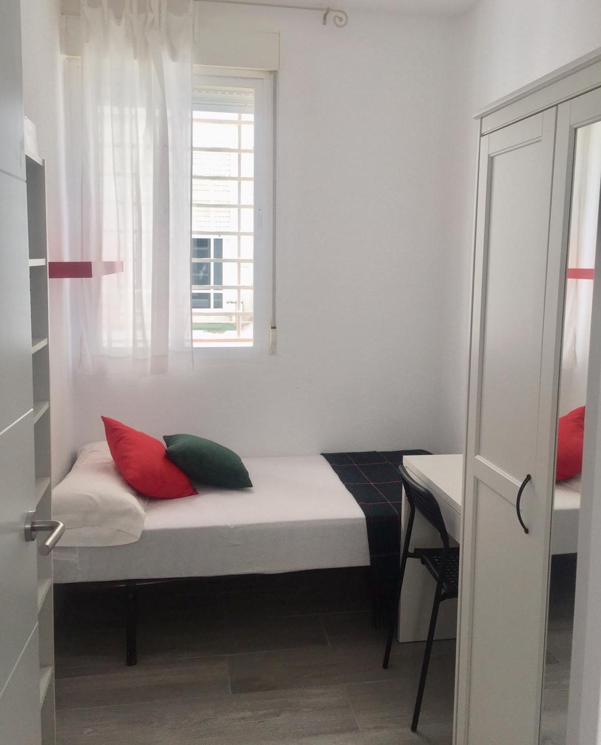 Escosura - Entry ready house in Madrid - Bedroom