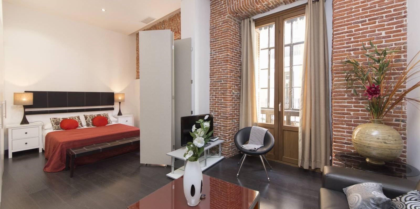 Perez Galdos - Luxury studio in Madrid - Living room