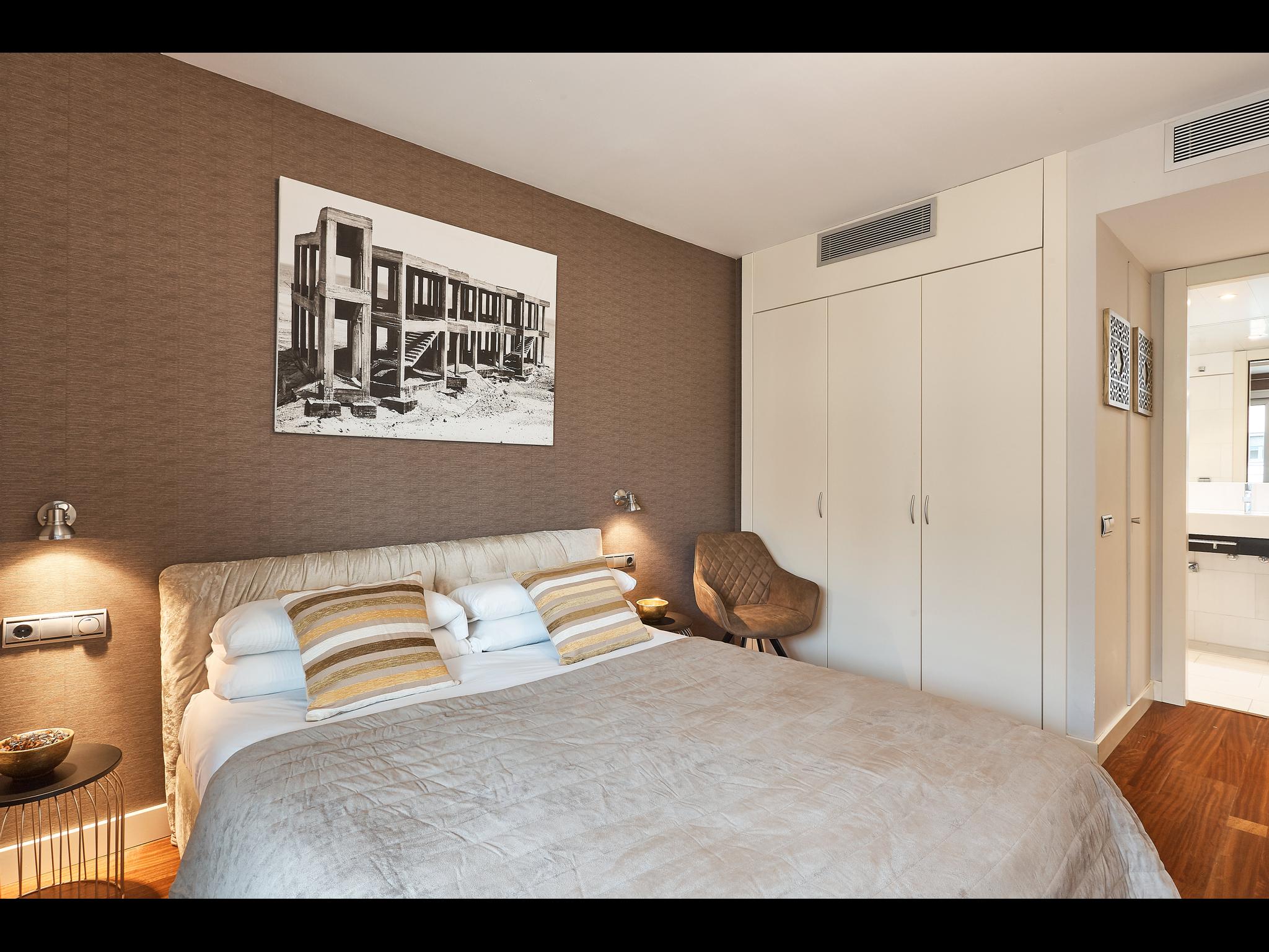 Vidal - Seaview apartment in Barcelona - Bedroom