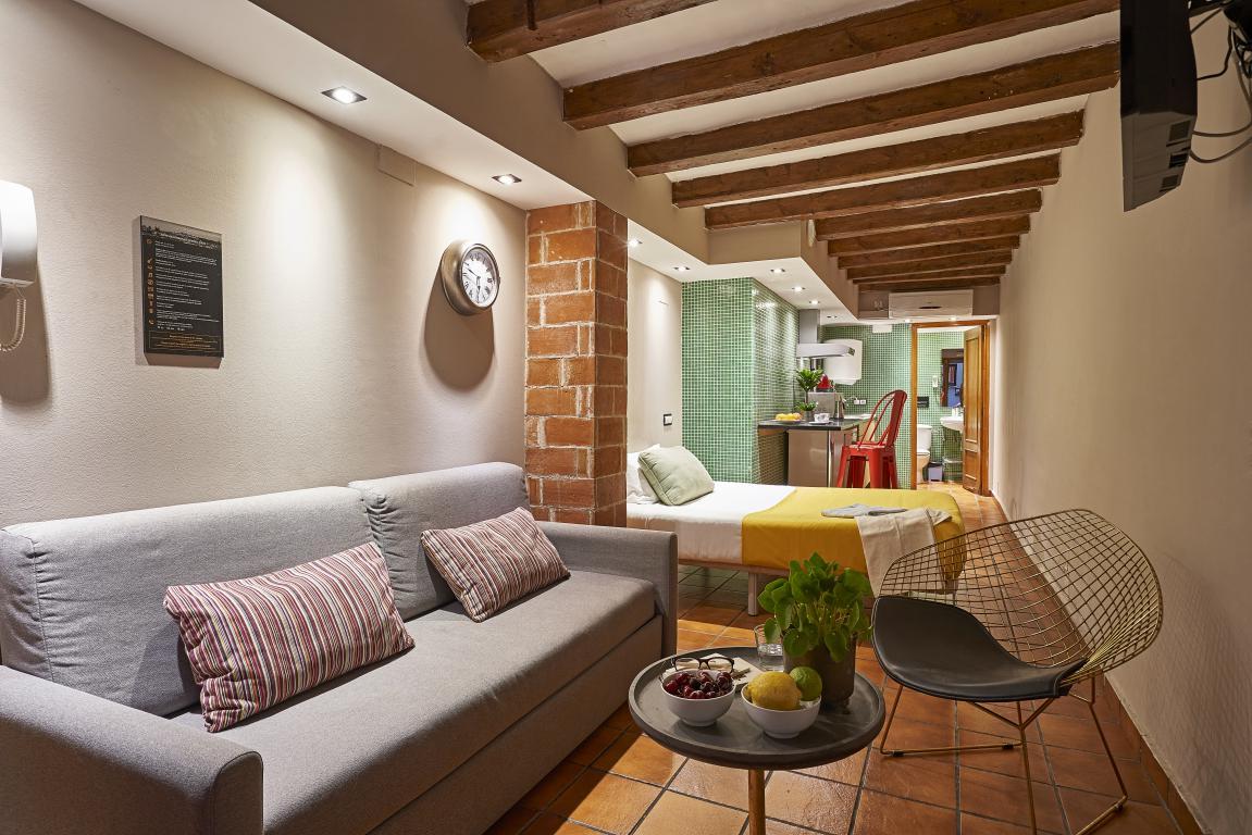 Guardia - Lovely studio in Barcelona - Living room