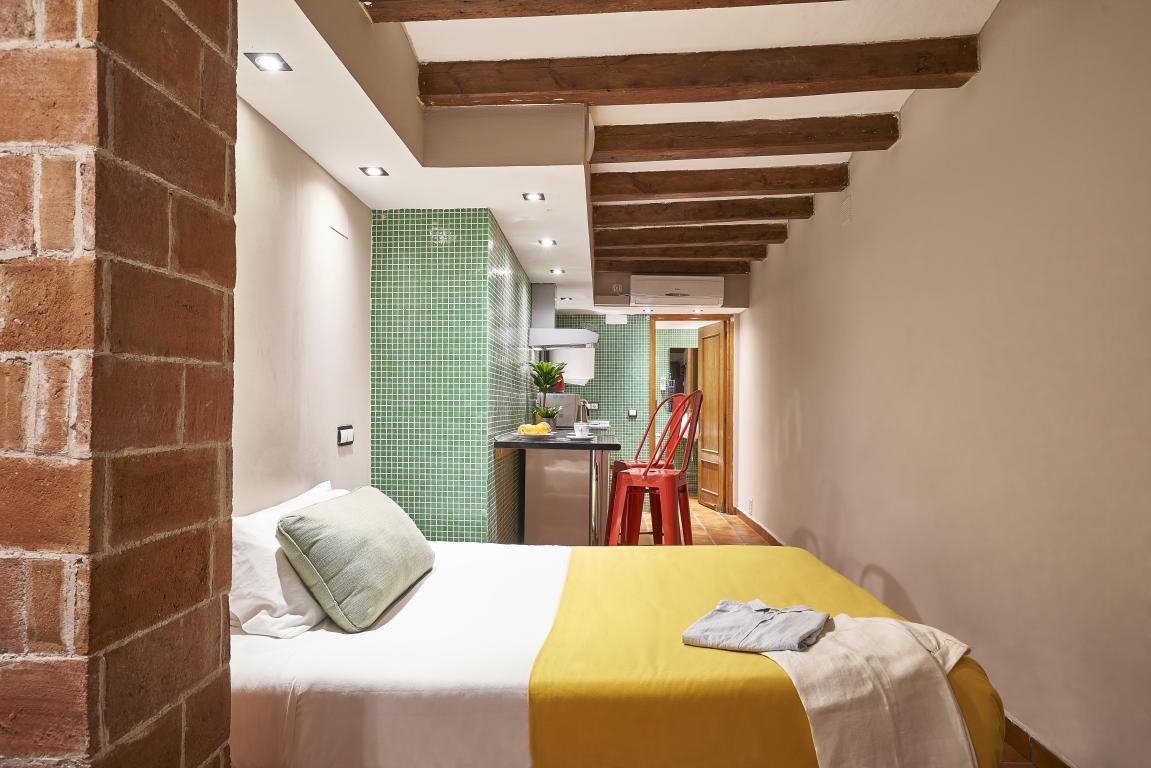 Guardia - Lovely studio in Barcelona - Bed