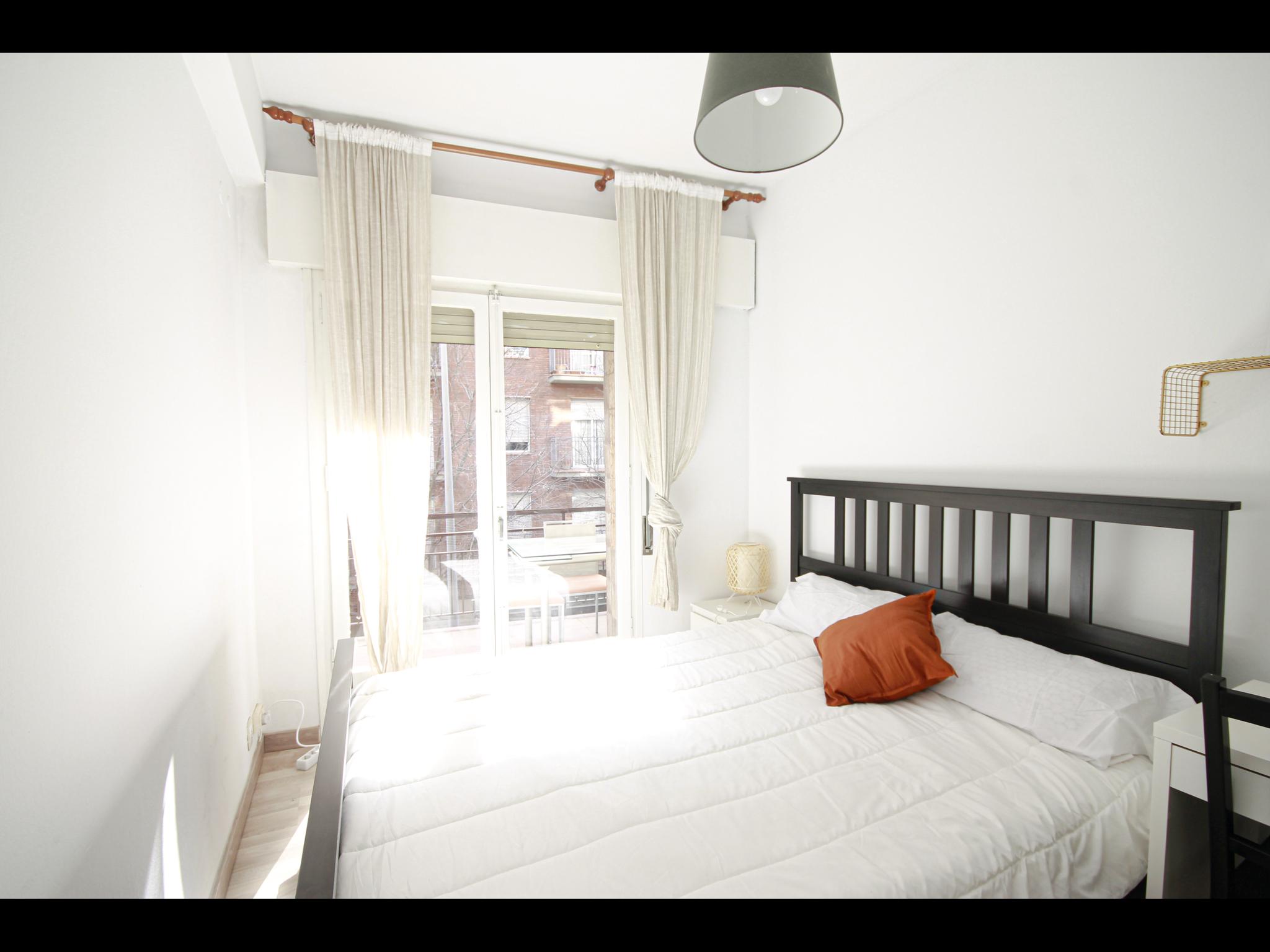 Guillem Tell - Room in shared apartment Barcelona - Bedroom