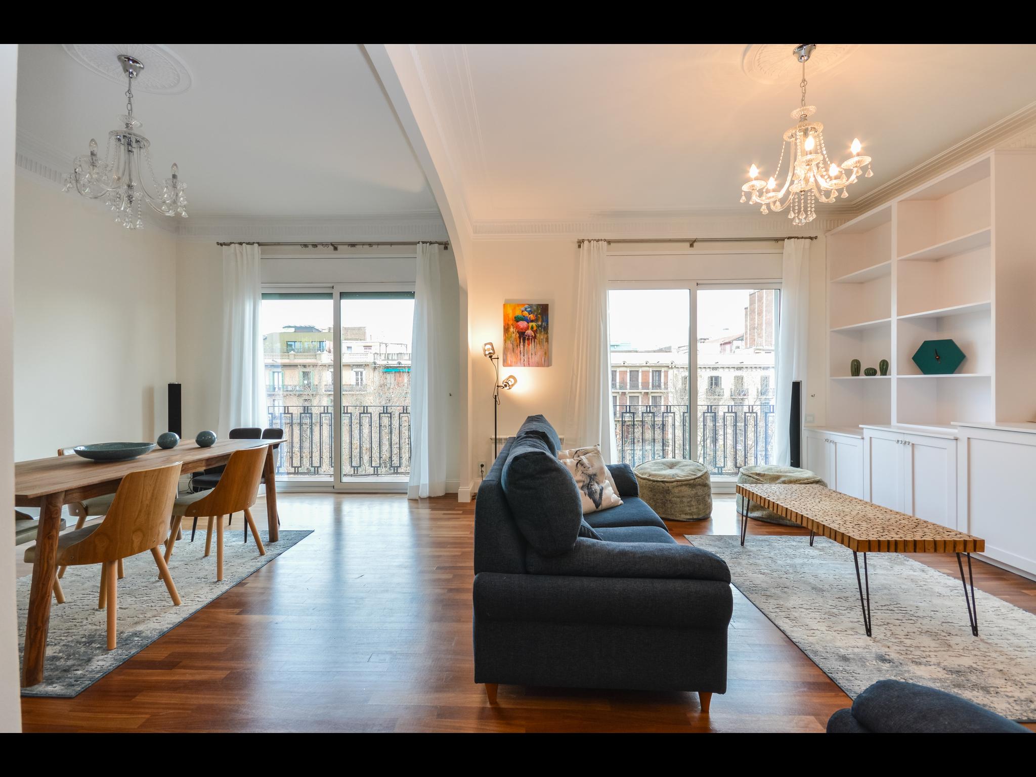 Spacious luxury flat in Barcelona - Living room