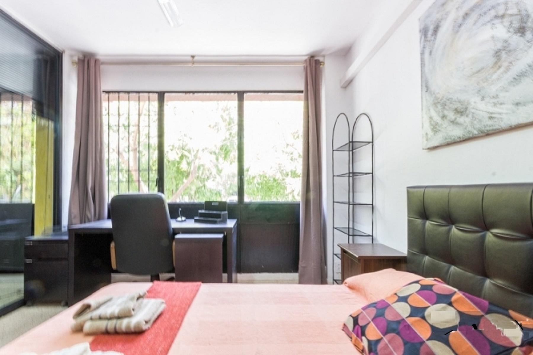 Arago - Executive flat in Barcelona - Desk