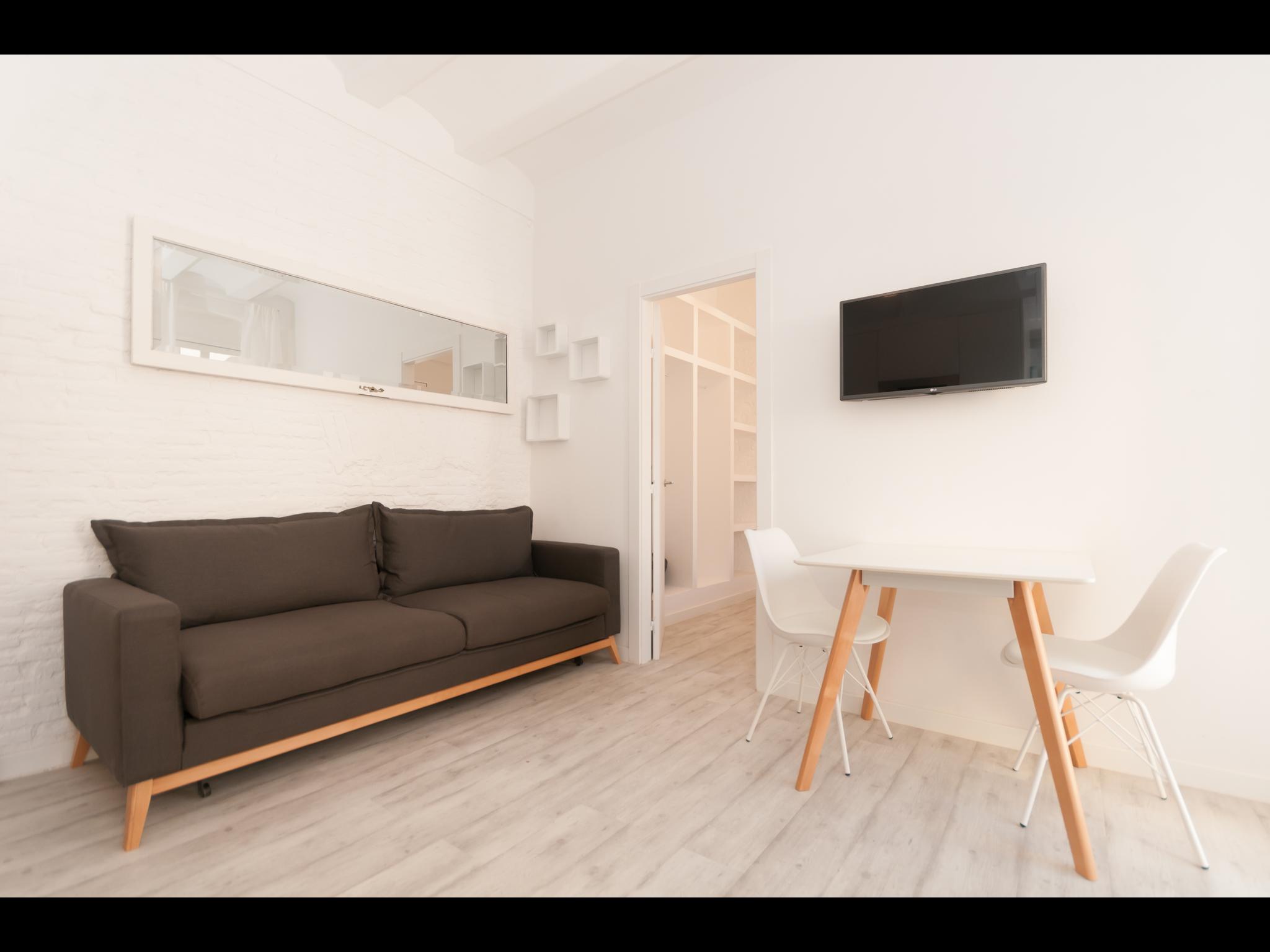 Sant Miquel - House near Barcelona beach - Sofa