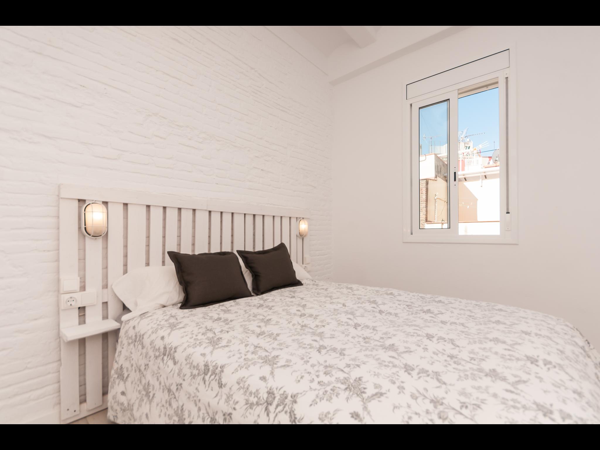 Sant Miquel - House near Barcelona beach - Bed