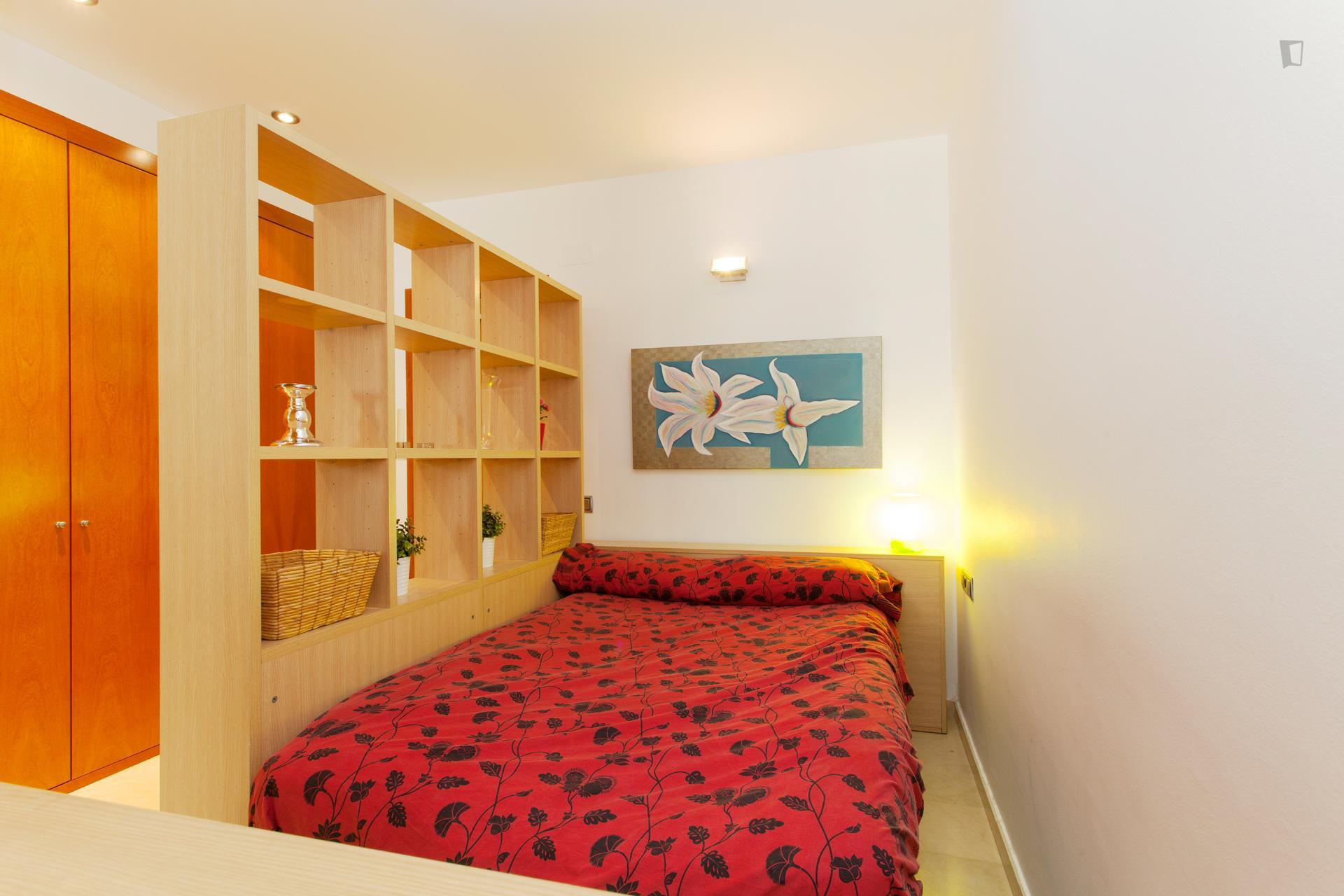 Tordera - Furnished studio in Barcelona - Bed