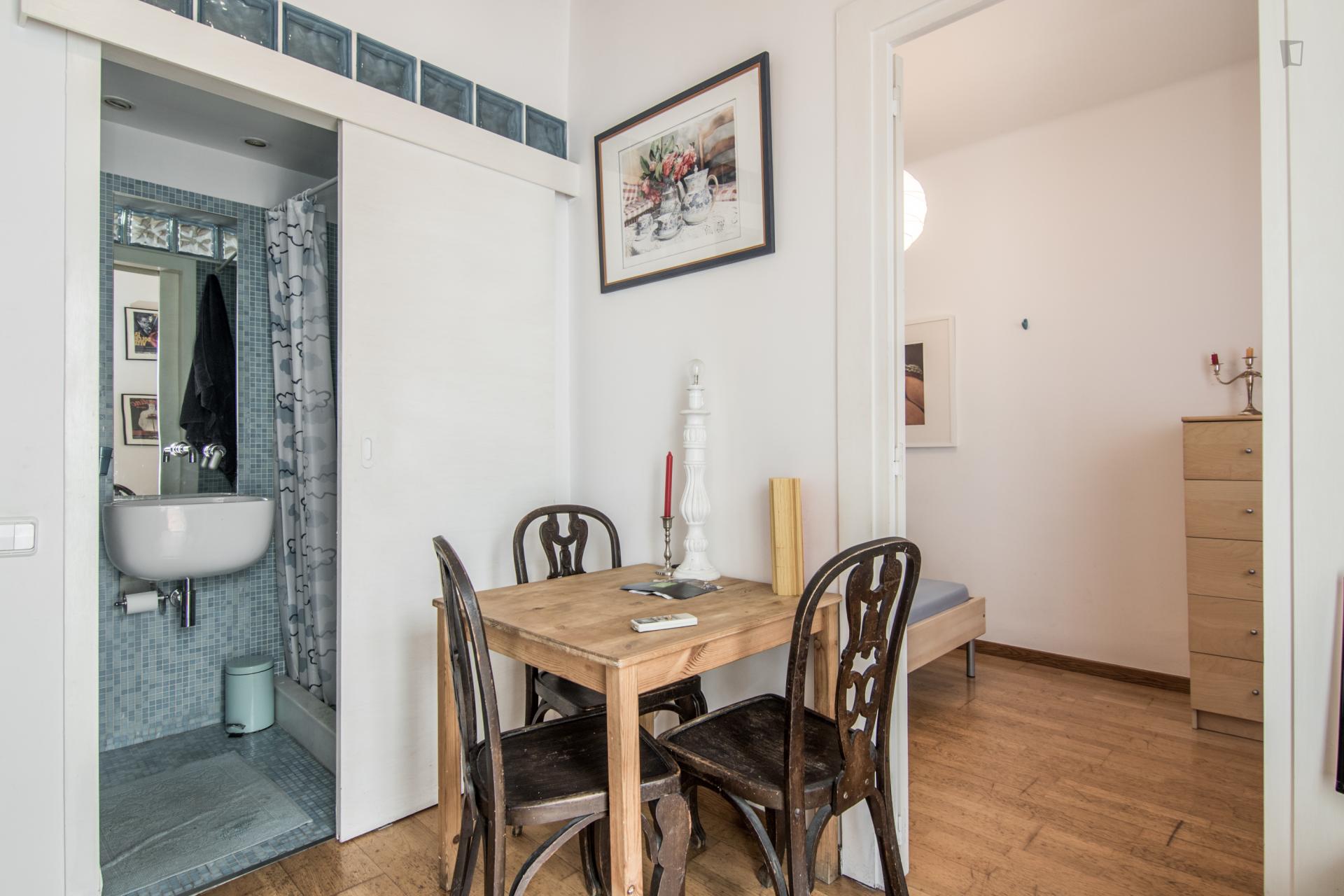 Doctor Giné - Entry ready rental in Barcelona - Kitchen