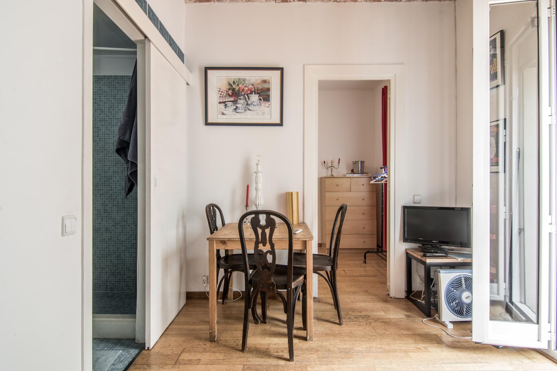 Doctor Giné - Entry ready rental in Barcelona - Kitchen