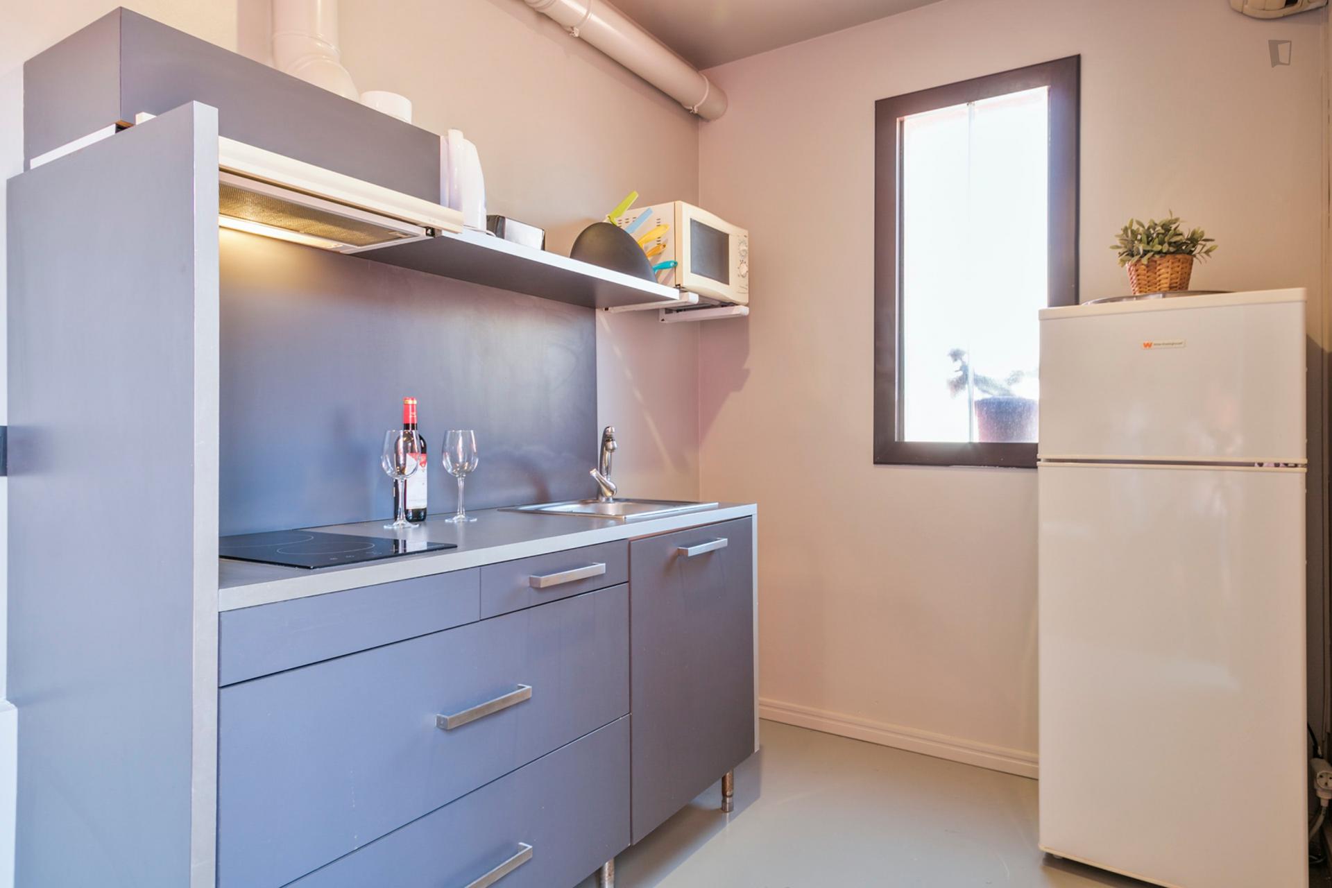 Reial 2 - Beautiful apartment in Barcelona - Kitchen