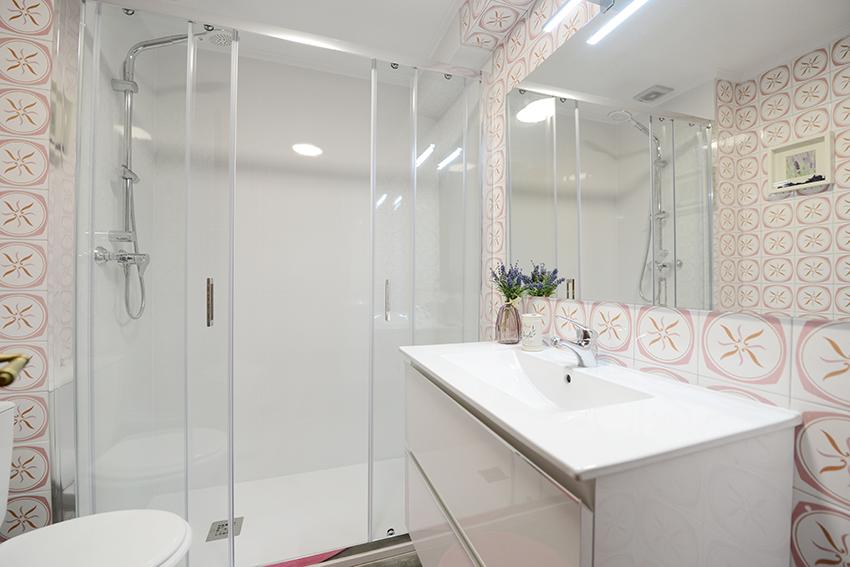 Exclusive room in a shared flat in Bilbao - Bathroom