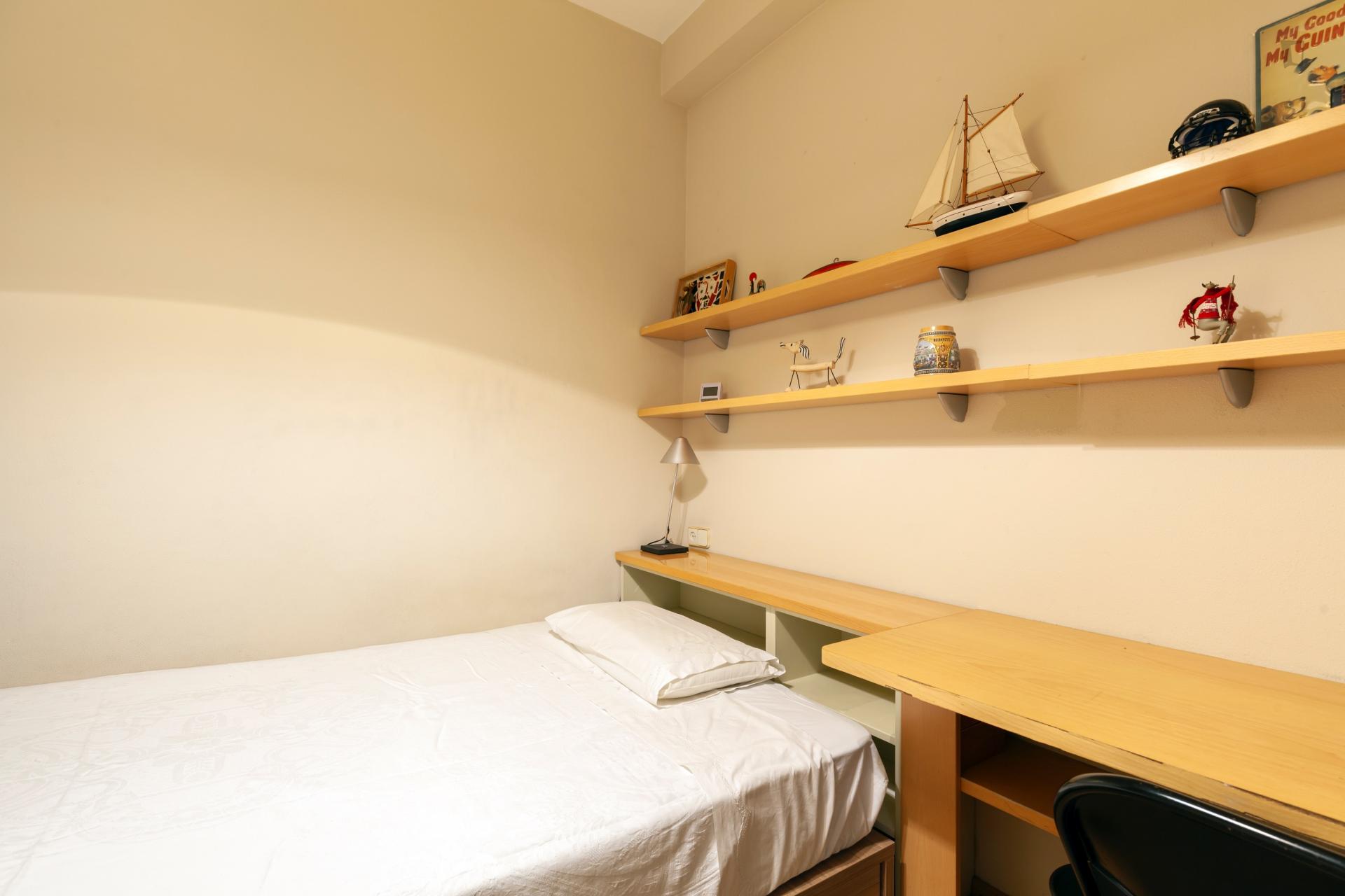 Ganduxer - Bedroom in a shared flat in Barcelona - Bedroom