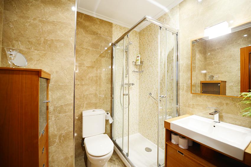 La torre - Private room in apartment Bilbao - WC