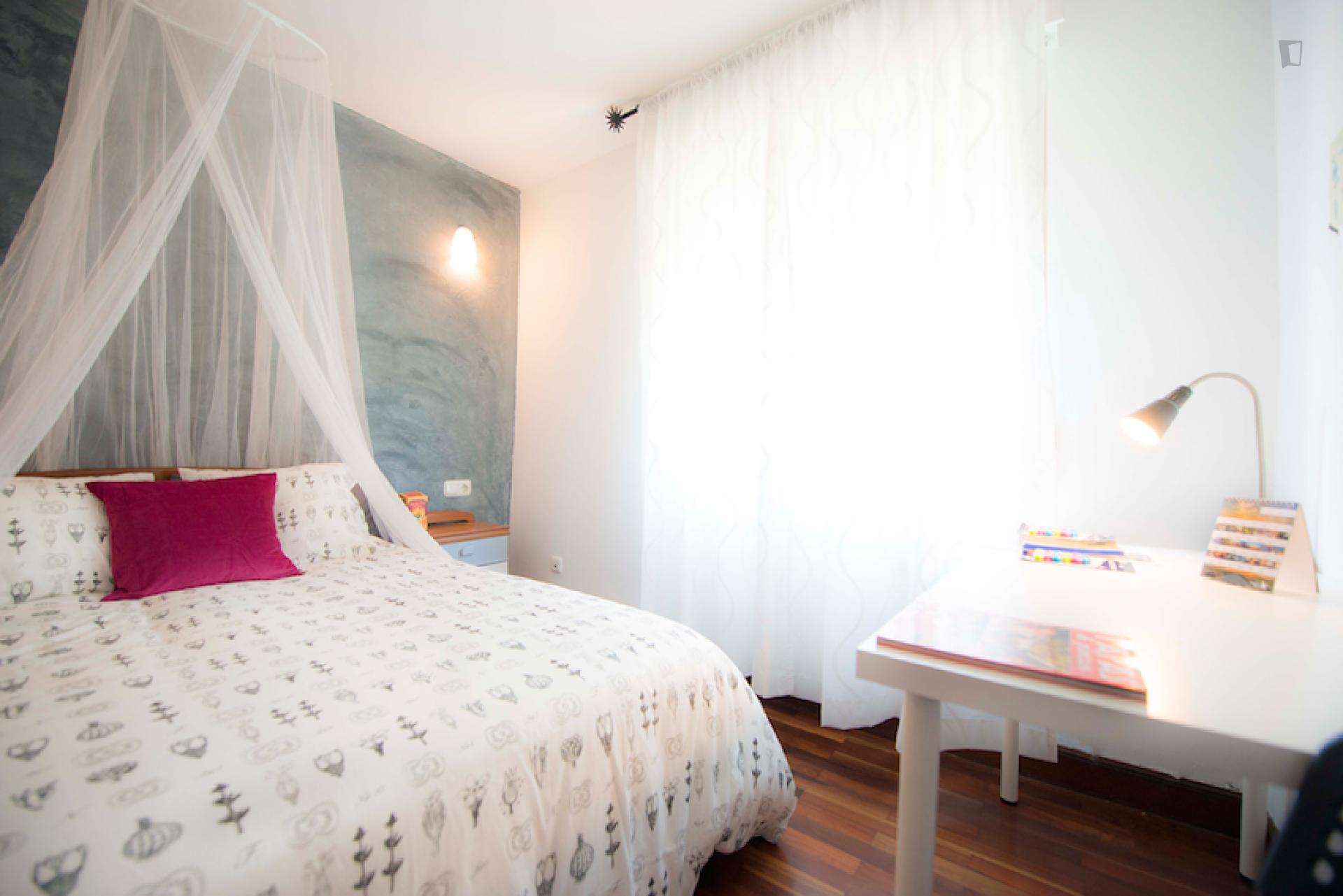 Pinar - Bedroom in shared apartment Bilbao - Bedroom