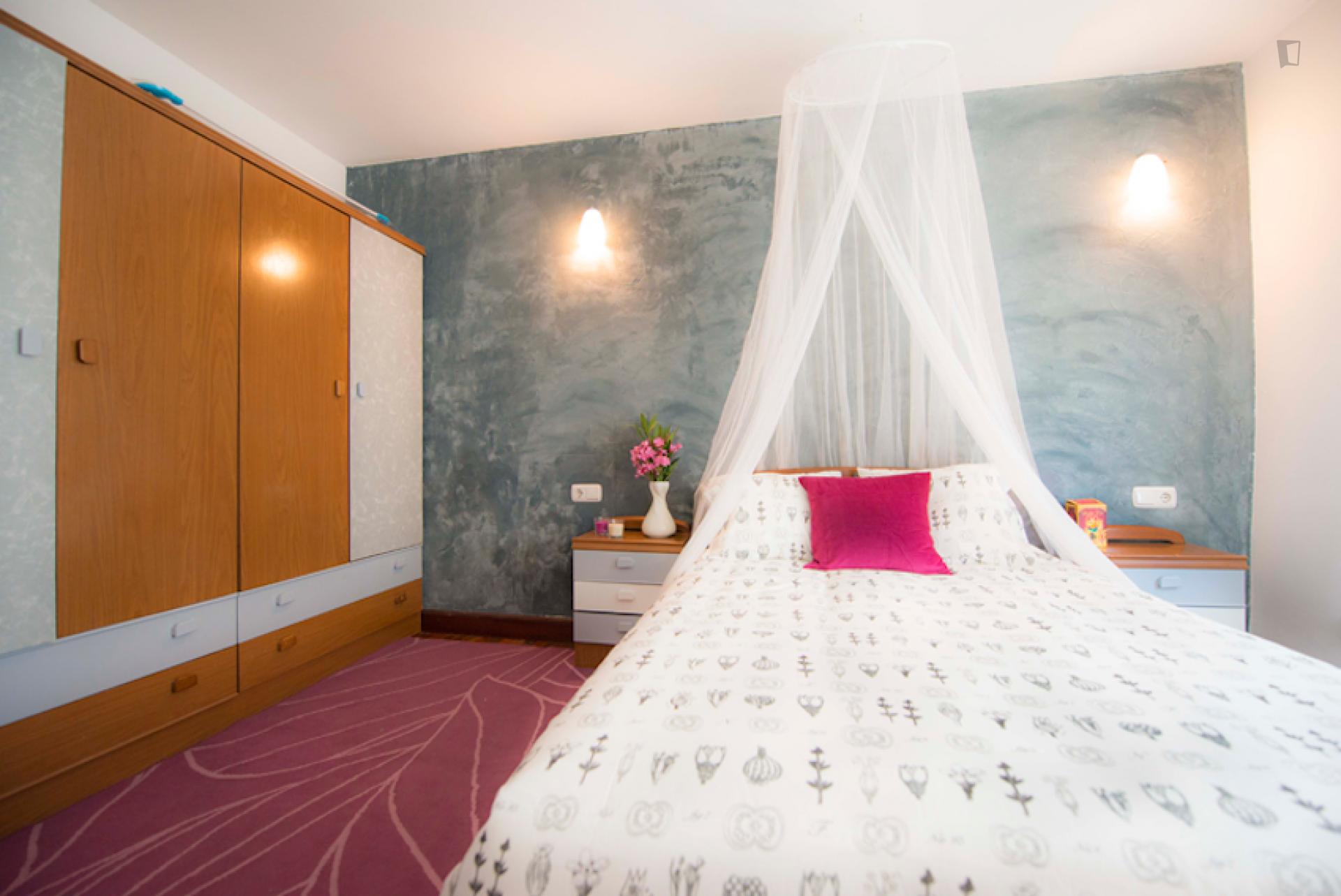 Pinar - Bedroom in shared apartment Bilbao