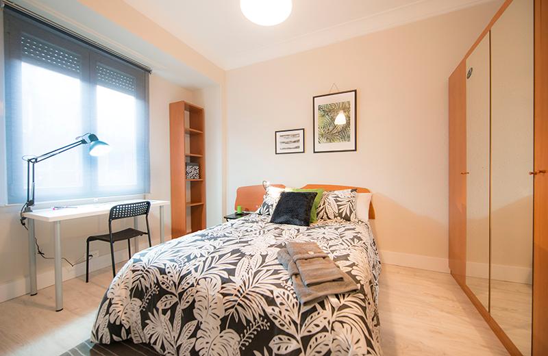 Kalea 8 - Lovely bedroom in Bilbao - Bedroom
