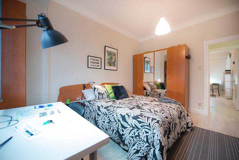 Kalea 8 - Lovely bedroom in Bilbao - Bedroom