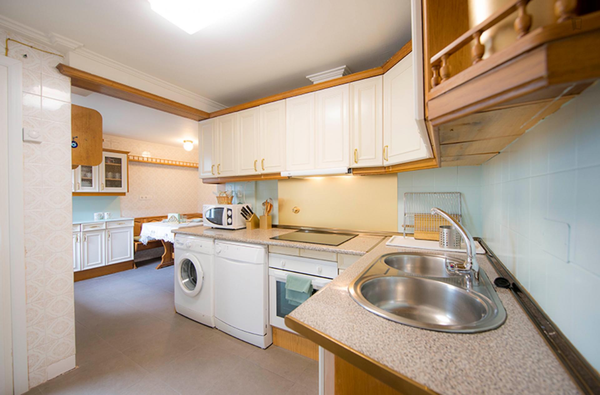 Indautxu - Design bedroom in Bilbao - Kitchen