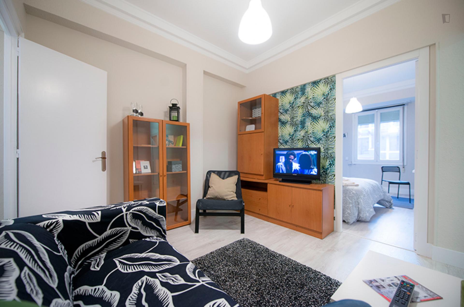 Ametzola - Double bedroom in Bilbao - Living room