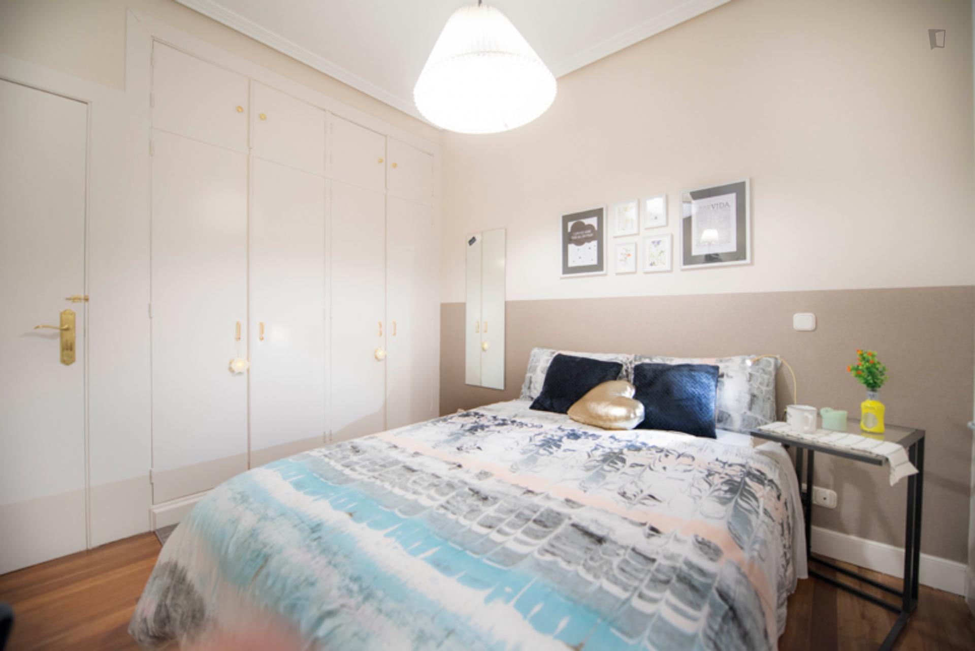 Kalea 17 - Beautifully Located Apartment Bilbao - Bedroom