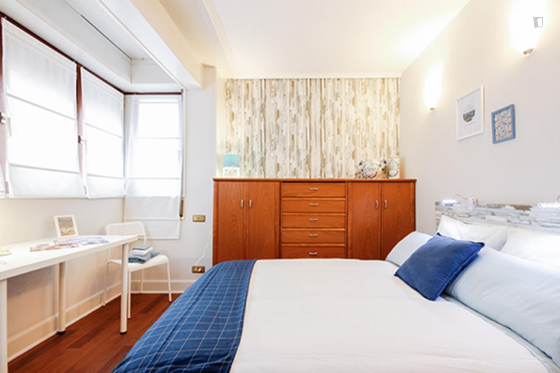 Kalea 18- Room in a Modern Apartment Bilbao - Bedroom