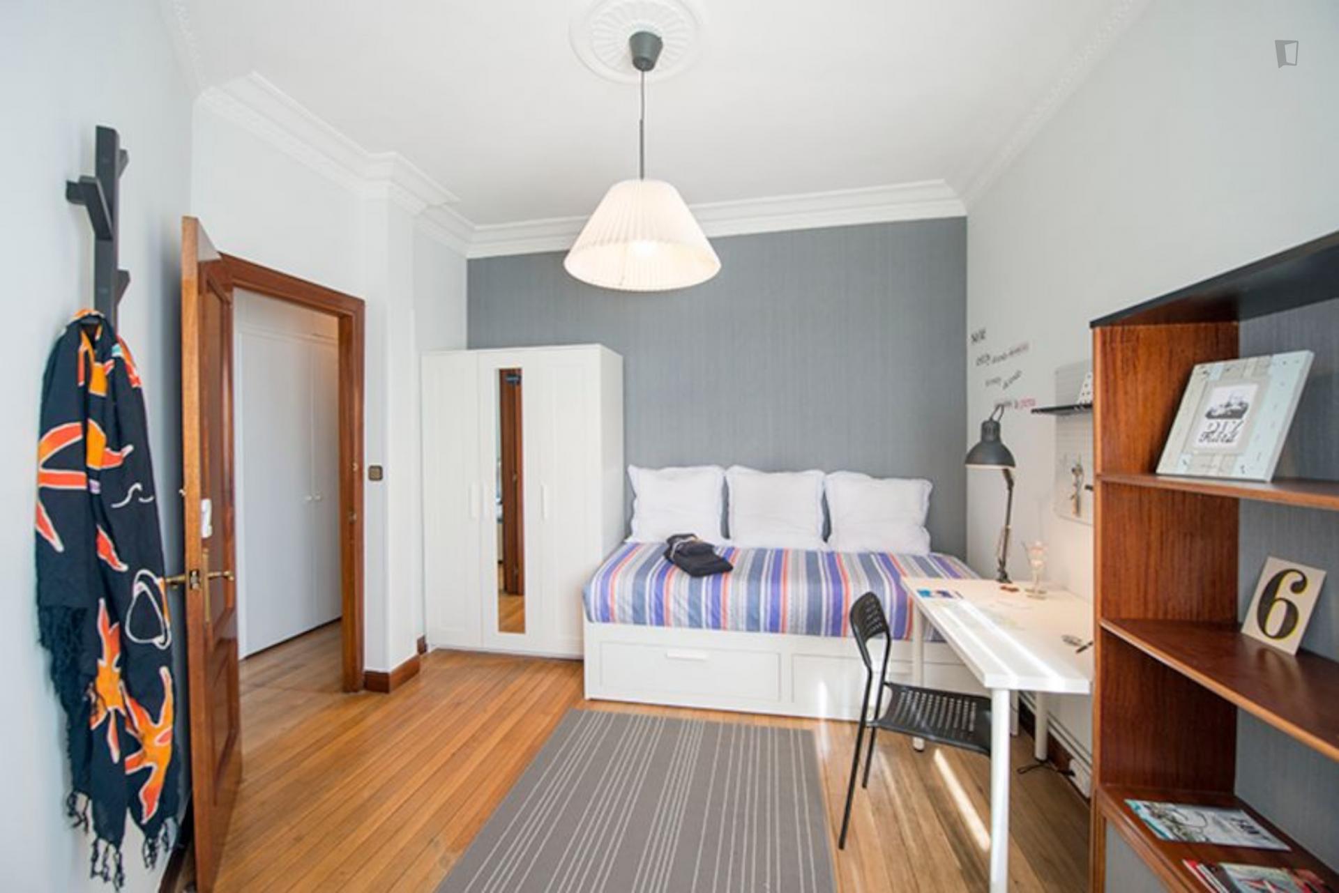 Rekalde - Lovely bedroom in Bilbao - Bedroom