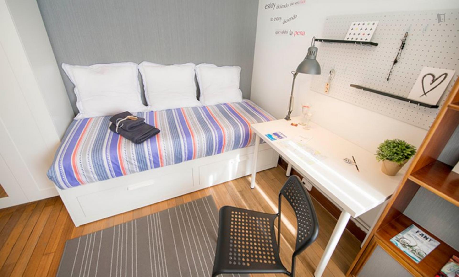 Rekalde - Lovely bedroom in Bilbao - Bedroom