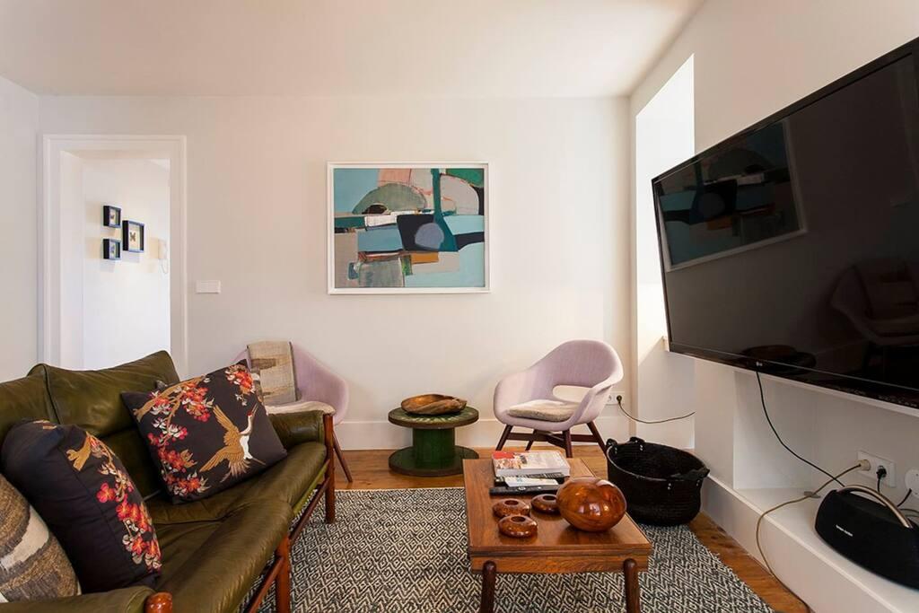 Cordoeiros - Luxury apartment with terrace in Lisbon - Living room