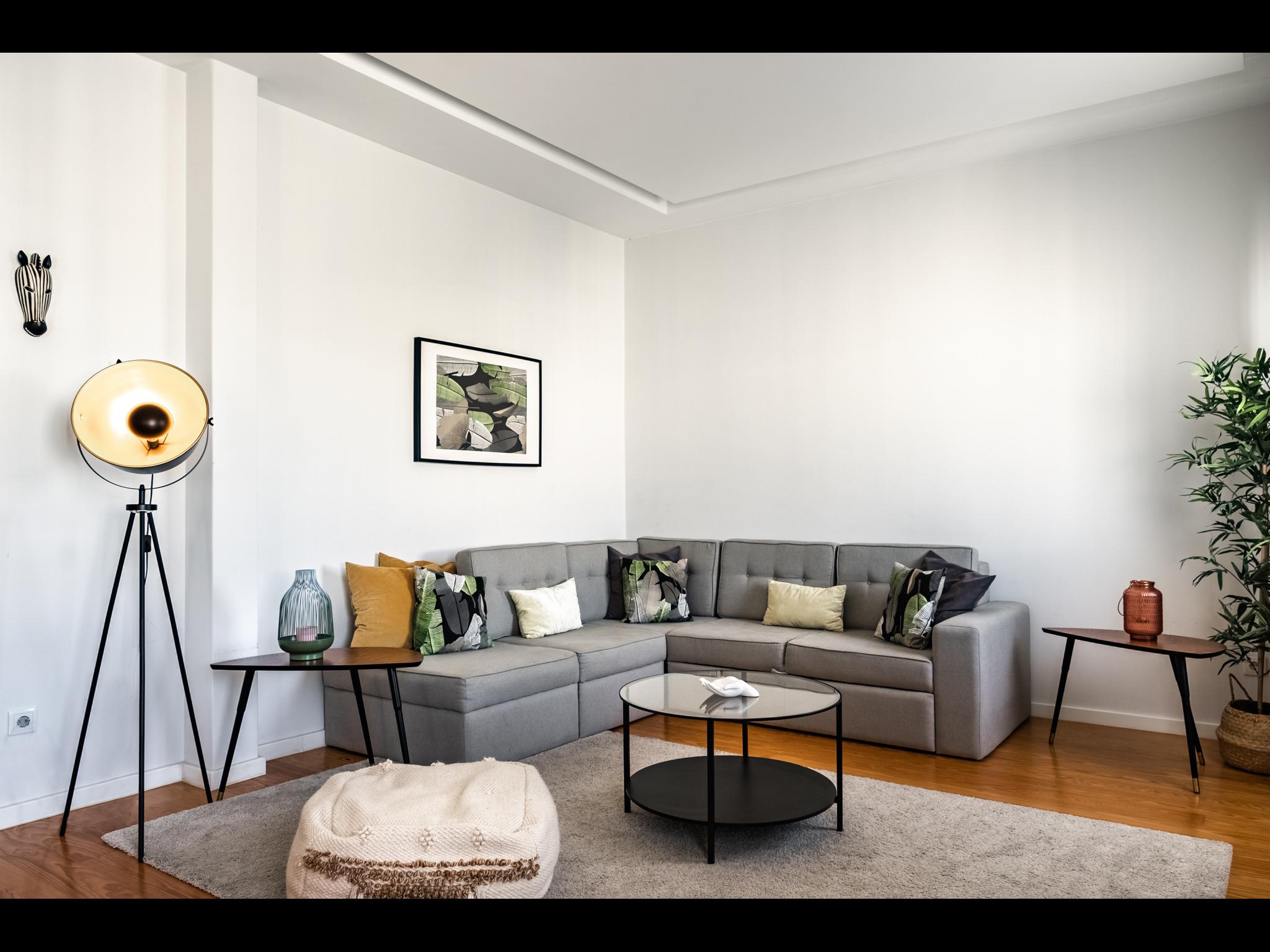 Pacheco - Exclusive Modern Apartment in Lisbon - Living room