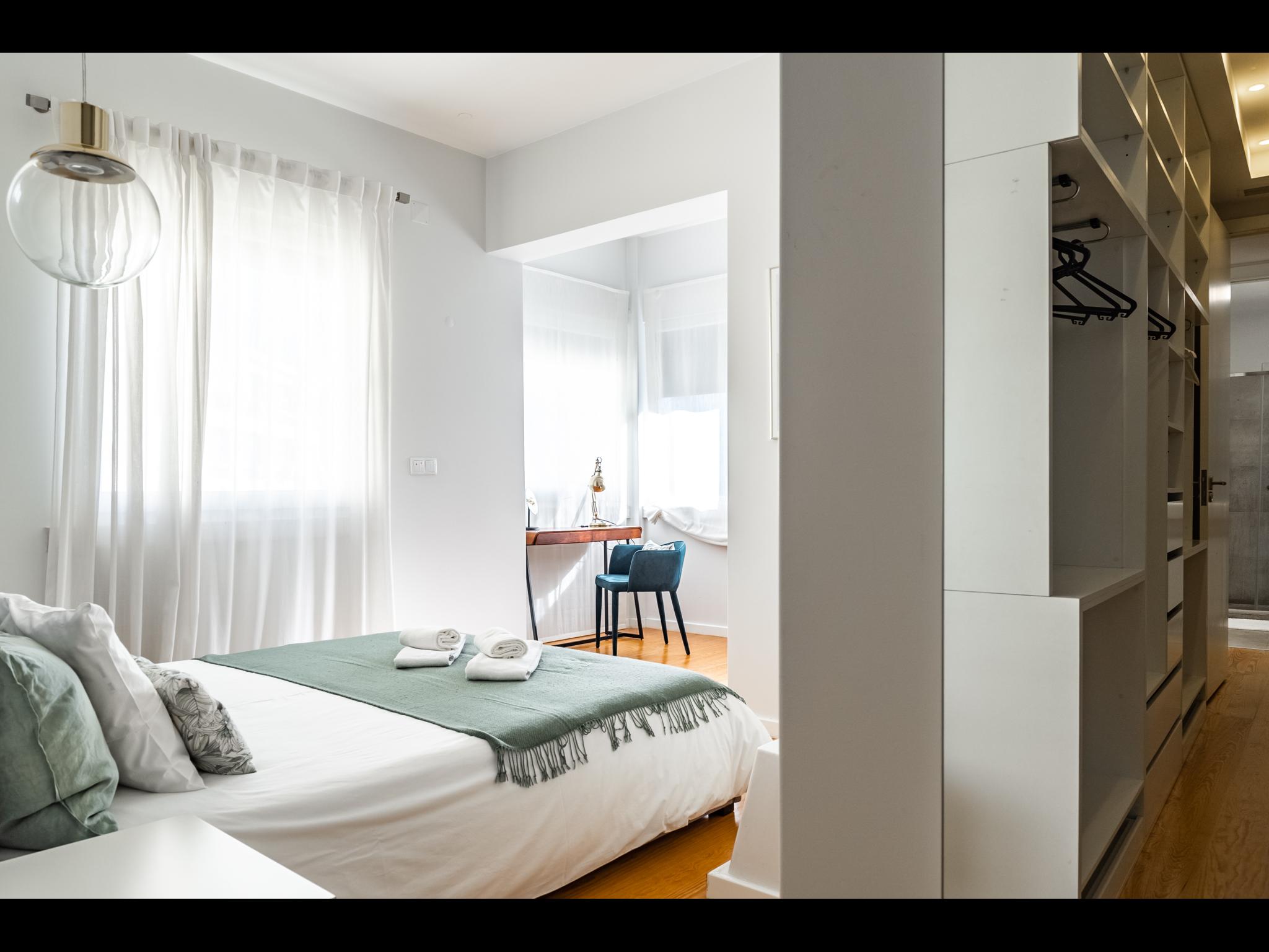 Pacheco - Exclusive Modern Apartment in Lisbon - Bedroom