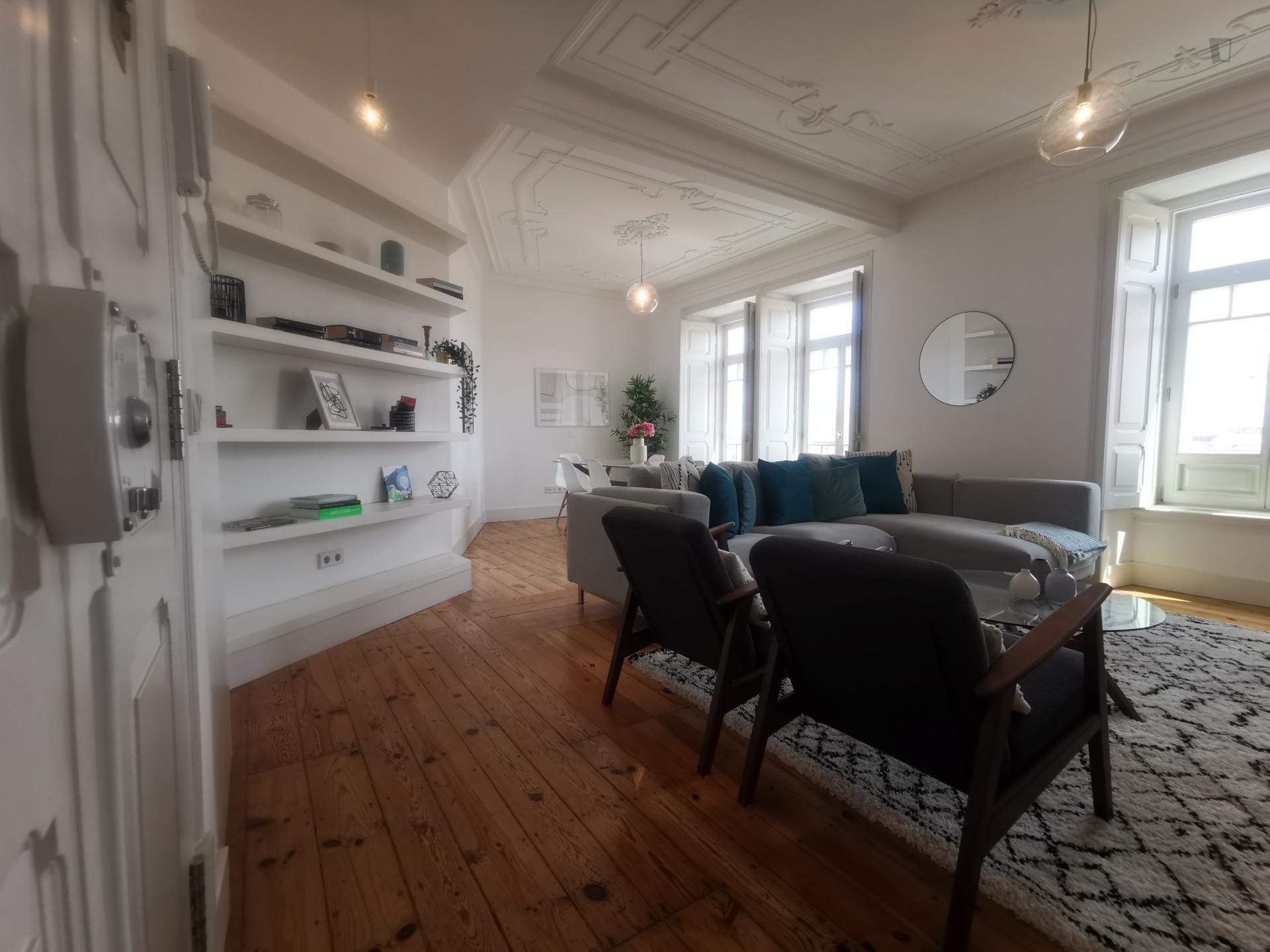 Neri- Lovely 3 bedroom Apartment in Lisbon - Dinning room