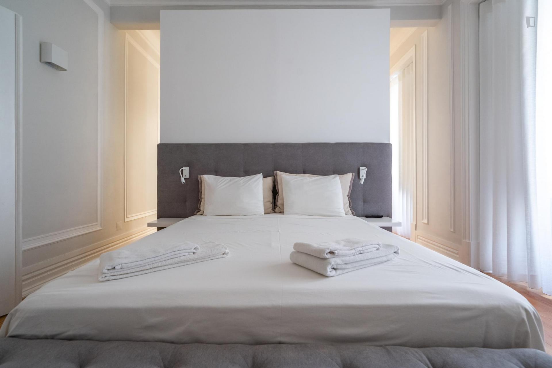 FarmacêutiFarmacêutica- Luxury 4 bedroom apartment in Lisbon ca- Luxury 4 bedroom
            apartment in Lisbon - Bedroom